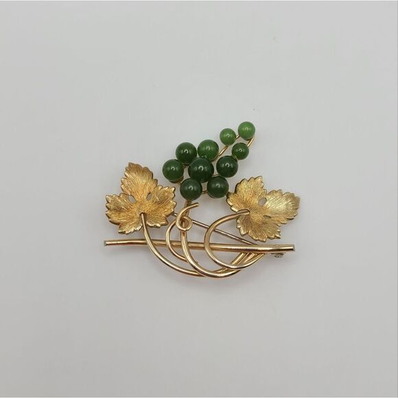 VINTAGE  14k overlay Krementz Brooch Pin,  Jade 1940's - Picture 8 of 9